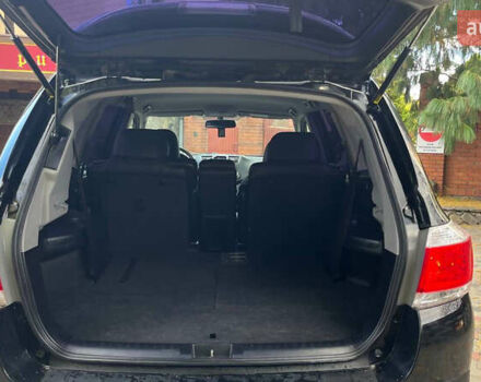 Чорний Тойота Хайлендер, об'ємом двигуна 3.46 л та пробігом 275 тис. км за 14900 $, фото 27 на Automoto.ua