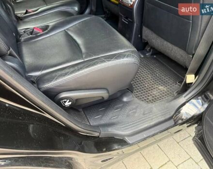 Черный Тойота Хайлендер, объемом двигателя 3.46 л и пробегом 183 тыс. км за 17500 $, фото 11 на Automoto.ua