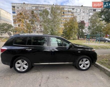 Черный Тойота Хайлендер, объемом двигателя 3.46 л и пробегом 260 тыс. км за 17000 $, фото 3 на Automoto.ua