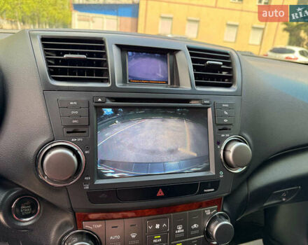 Черный Тойота Хайлендер, объемом двигателя 3.5 л и пробегом 291 тыс. км за 15990 $, фото 28 на Automoto.ua