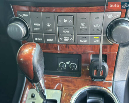 Черный Тойота Хайлендер, объемом двигателя 3.46 л и пробегом 250 тыс. км за 17500 $, фото 17 на Automoto.ua