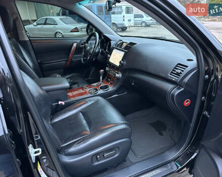 Черный Тойота Хайлендер, объемом двигателя 3.5 л и пробегом 255 тыс. км за 15450 $, фото 23 на Automoto.ua