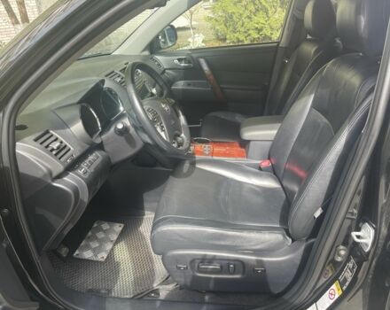 Черный Тойота Хайлендер, объемом двигателя 3.5 л и пробегом 179 тыс. км за 16400 $, фото 2 на Automoto.ua