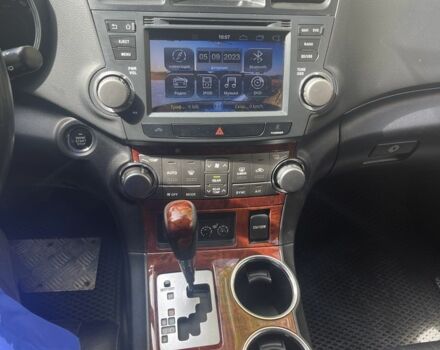 Черный Тойота Хайлендер, объемом двигателя 3.5 л и пробегом 179 тыс. км за 16400 $, фото 5 на Automoto.ua