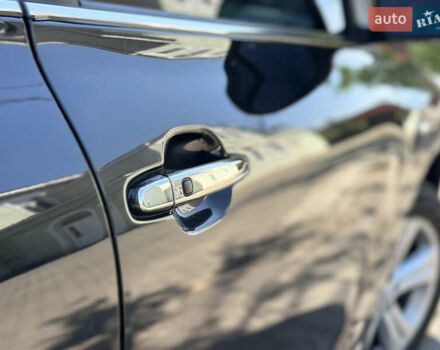 Черный Тойота Хайлендер, объемом двигателя 3.46 л и пробегом 250 тыс. км за 17500 $, фото 13 на Automoto.ua