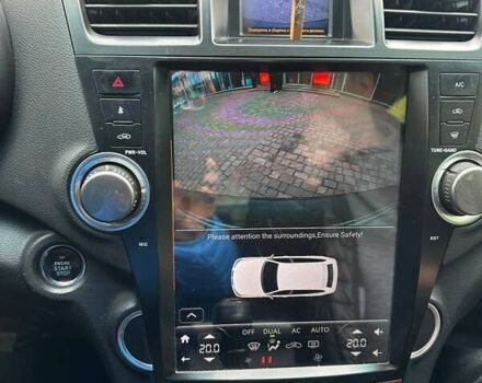 Чорний Тойота Хайлендер, об'ємом двигуна 3.5 л та пробігом 230 тис. км за 16200 $, фото 12 на Automoto.ua