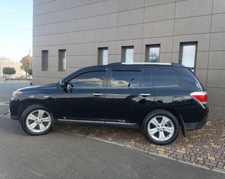 Черный Тойота Хайлендер, объемом двигателя 3.5 л и пробегом 260 тыс. км за 16500 $, фото 4 на Automoto.ua