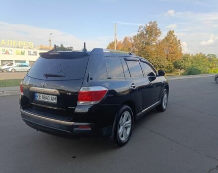 Черный Тойота Хайлендер, объемом двигателя 3.5 л и пробегом 260 тыс. км за 16500 $, фото 3 на Automoto.ua