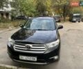 Черный Тойота Хайлендер, объемом двигателя 3.46 л и пробегом 260 тыс. км за 17000 $, фото 2 на Automoto.ua