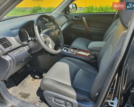 Черный Тойота Хайлендер, объемом двигателя 3.5 л и пробегом 208 тыс. км за 20850 $, фото 7 на Automoto.ua