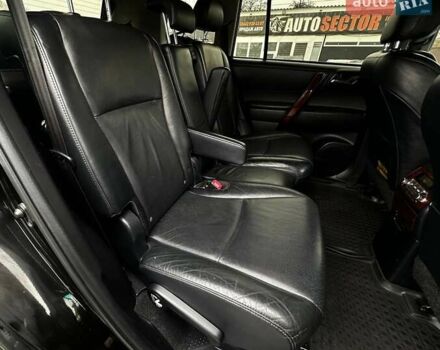 Черный Тойота Хайлендер, объемом двигателя 3.46 л и пробегом 198 тыс. км за 18500 $, фото 15 на Automoto.ua