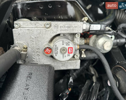 Черный Тойота Хайлендер, объемом двигателя 3.46 л и пробегом 203 тыс. км за 17000 $, фото 14 на Automoto.ua