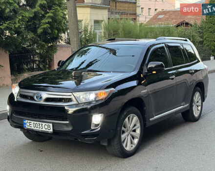 Черный Тойота Хайлендер, объемом двигателя 3.46 л и пробегом 330 тыс. км за 18700 $, фото 1 на Automoto.ua