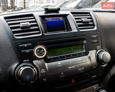 Черный Тойота Хайлендер, объемом двигателя 3.46 л и пробегом 316 тыс. км за 16300 $, фото 28 на Automoto.ua