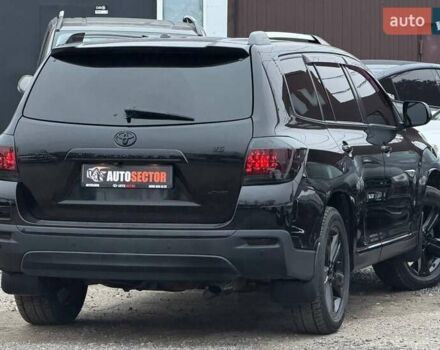 Черный Тойота Хайлендер, объемом двигателя 3.46 л и пробегом 177 тыс. км за 17500 $, фото 9 на Automoto.ua