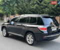 Черный Тойота Хайлендер, объемом двигателя 3.46 л и пробегом 330 тыс. км за 18700 $, фото 2 на Automoto.ua