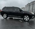 Черный Тойота Хайлендер, объемом двигателя 3.46 л и пробегом 320 тыс. км за 15600 $, фото 1 на Automoto.ua