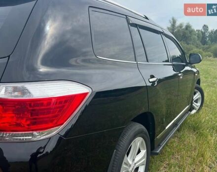 Черный Тойота Хайлендер, объемом двигателя 3.46 л и пробегом 243 тыс. км за 17500 $, фото 5 на Automoto.ua