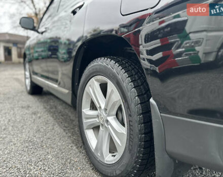 Черный Тойота Хайлендер, объемом двигателя 3.46 л и пробегом 203 тыс. км за 17000 $, фото 5 на Automoto.ua