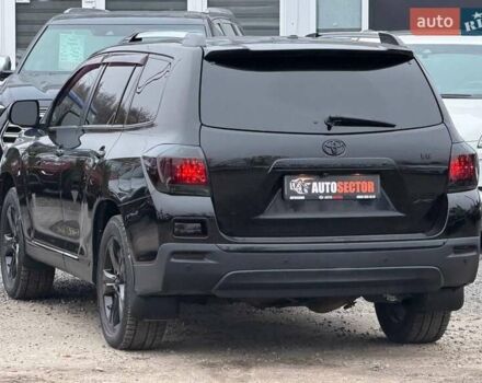 Черный Тойота Хайлендер, объемом двигателя 3.46 л и пробегом 177 тыс. км за 17500 $, фото 6 на Automoto.ua