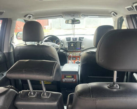 Черный Тойота Хайлендер, объемом двигателя 3.46 л и пробегом 280 тыс. км за 17700 $, фото 4 на Automoto.ua