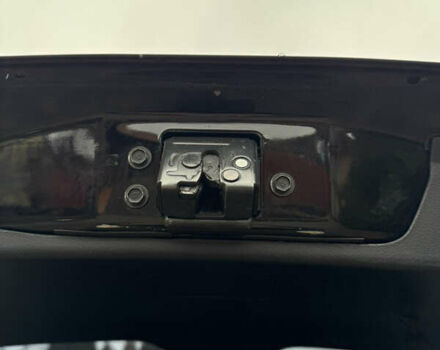 Чорний Тойота Хайлендер, об'ємом двигуна 3.46 л та пробігом 177 тис. км за 17500 $, фото 70 на Automoto.ua