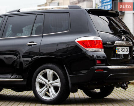 Черный Тойота Хайлендер, объемом двигателя 3.46 л и пробегом 316 тыс. км за 16300 $, фото 18 на Automoto.ua