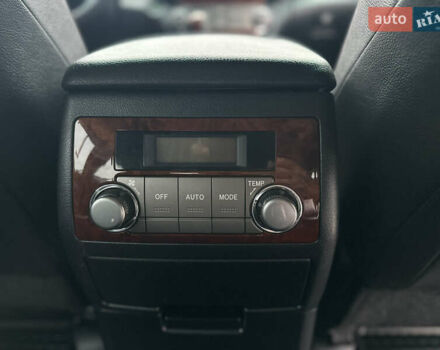 Черный Тойота Хайлендер, объемом двигателя 3.46 л и пробегом 203 тыс. км за 17000 $, фото 25 на Automoto.ua