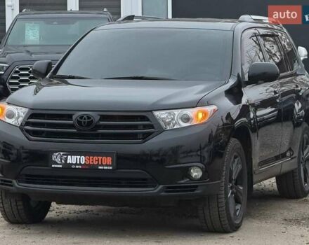 Черный Тойота Хайлендер, объемом двигателя 3.46 л и пробегом 177 тыс. км за 17500 $, фото 2 на Automoto.ua