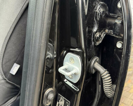 Чорний Тойота Хайлендер, об'ємом двигуна 3.46 л та пробігом 177 тис. км за 17500 $, фото 33 на Automoto.ua