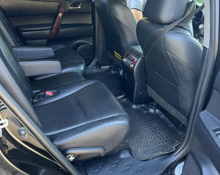Чорний Тойота Хайлендер, об'ємом двигуна 3.46 л та пробігом 284 тис. км за 15900 $, фото 12 на Automoto.ua
