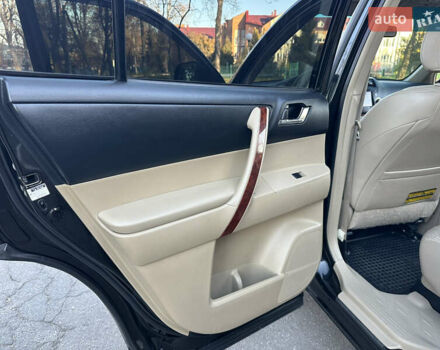 Черный Тойота Хайлендер, объемом двигателя 3.46 л и пробегом 187 тыс. км за 17300 $, фото 39 на Automoto.ua