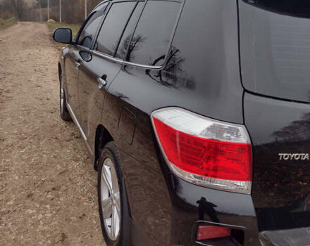 Чорний Тойота Хайлендер, об'ємом двигуна 3.46 л та пробігом 284 тис. км за 15900 $, фото 7 на Automoto.ua