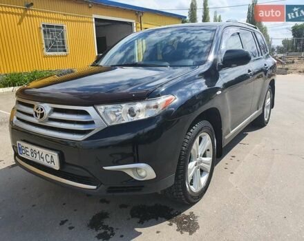 Черный Тойота Хайлендер, объемом двигателя 3.5 л и пробегом 208 тыс. км за 20850 $, фото 1 на Automoto.ua