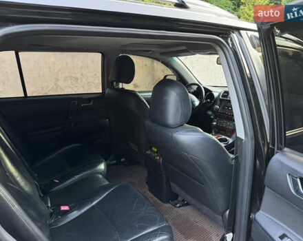 Черный Тойота Хайлендер, объемом двигателя 3.46 л и пробегом 330 тыс. км за 18700 $, фото 14 на Automoto.ua