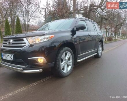 Черный Тойота Хайлендер, объемом двигателя 3.5 л и пробегом 106 тыс. км за 18600 $, фото 2 на Automoto.ua