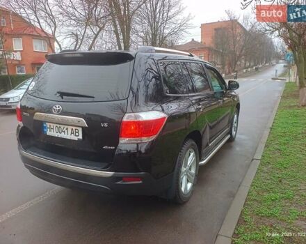 Черный Тойота Хайлендер, объемом двигателя 3.5 л и пробегом 106 тыс. км за 18600 $, фото 4 на Automoto.ua