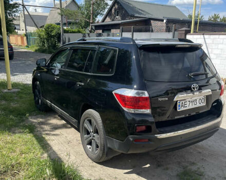 Черный Тойота Хайлендер, объемом двигателя 3.46 л и пробегом 280 тыс. км за 17700 $, фото 16 на Automoto.ua