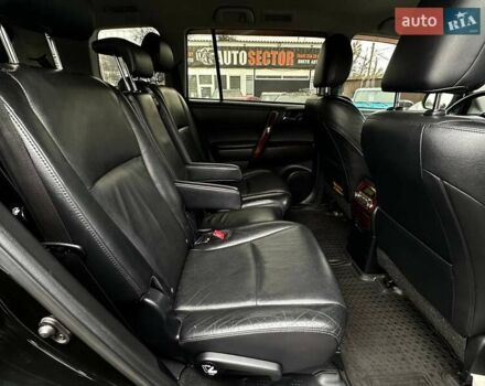 Черный Тойота Хайлендер, объемом двигателя 3.46 л и пробегом 198 тыс. км за 18500 $, фото 16 на Automoto.ua