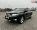 Черный Тойота Хайлендер, объемом двигателя 3.46 л и пробегом 203 тыс. км за 17000 $, фото 1 на Automoto.ua
