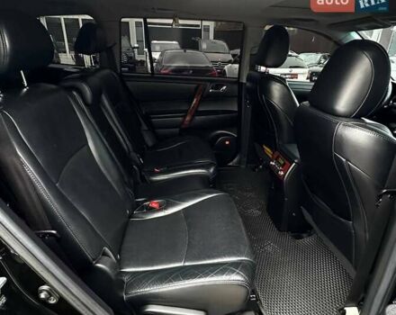 Черный Тойота Хайлендер, объемом двигателя 3.46 л и пробегом 177 тыс. км за 17500 $, фото 12 на Automoto.ua