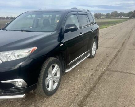 Черный Тойота Хайлендер, объемом двигателя 3.5 л и пробегом 140 тыс. км за 15999 $, фото 1 на Automoto.ua