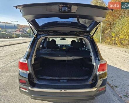 Черный Тойота Хайлендер, объемом двигателя 3.46 л и пробегом 188 тыс. км за 18000 $, фото 15 на Automoto.ua