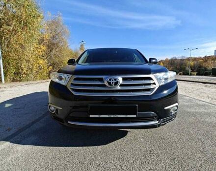 Черный Тойота Хайлендер, объемом двигателя 3.46 л и пробегом 188 тыс. км за 18000 $, фото 8 на Automoto.ua