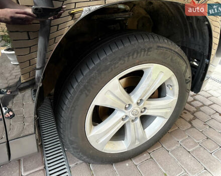 Чорний Тойота Хайлендер, об'ємом двигуна 3.46 л та пробігом 245 тис. км за 15900 $, фото 11 на Automoto.ua