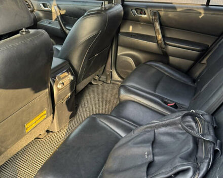 Черный Тойота Хайлендер, объемом двигателя 3.46 л и пробегом 163 тыс. км за 19800 $, фото 4 на Automoto.ua