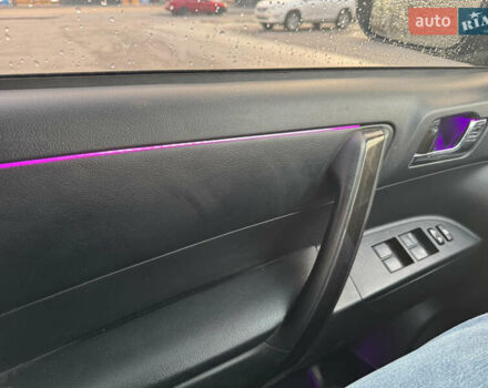 Черный Тойота Хайлендер, объемом двигателя 3.46 л и пробегом 163 тыс. км за 19800 $, фото 7 на Automoto.ua