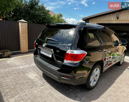 Чорний Тойота Хайлендер, об'ємом двигуна 3.46 л та пробігом 245 тис. км за 15900 $, фото 5 на Automoto.ua