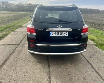 Черный Тойота Хайлендер, объемом двигателя 3.5 л и пробегом 140 тыс. км за 15999 $, фото 3 на Automoto.ua