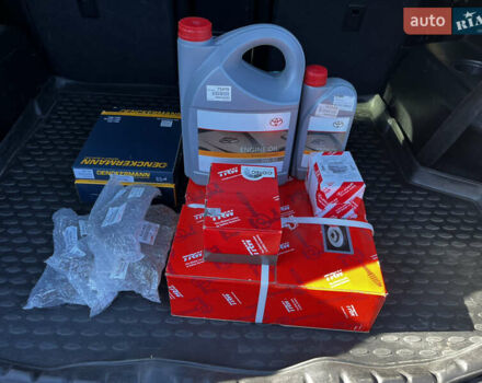 Чорний Тойота Хайлендер, об'ємом двигуна 3.46 л та пробігом 245 тис. км за 15900 $, фото 12 на Automoto.ua